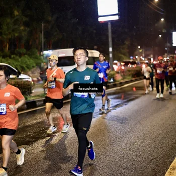 Runner Photo 7662568
