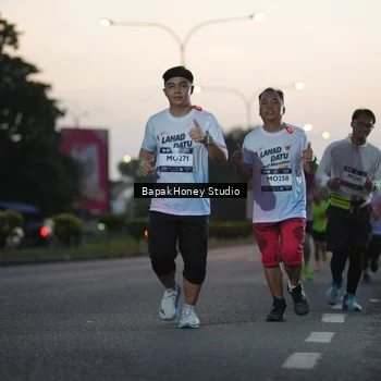 Runner Photo 7662595