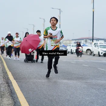 Runner Photo 7662608
