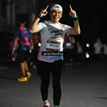 Runner Photo 7662627