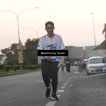 Runner Photo 7662640