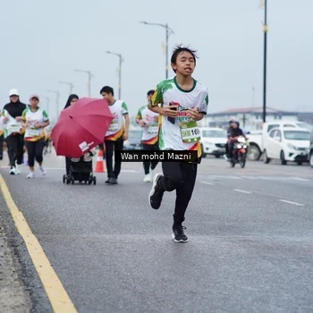 Runner Photo 7662643