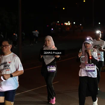 Runner Photo 7662649
