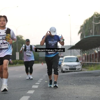 Runner Photo 7662671