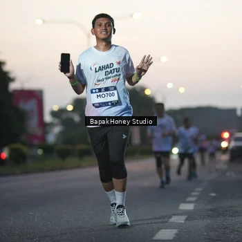 Runner Photo 7662672
