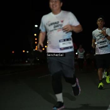 Runner Photo 7662676