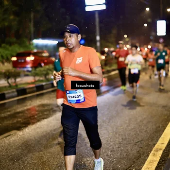 Runner Photo 7662683