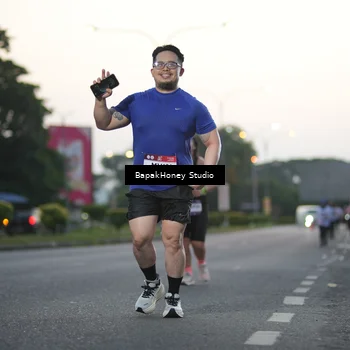 Runner Photo 7662696