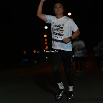 Runner Photo 7662713