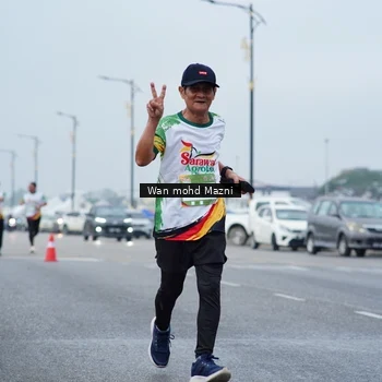 Runner Photo 7662724