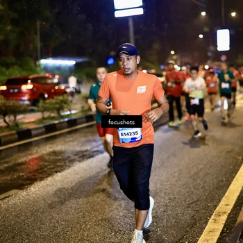 Runner Photo 7662730