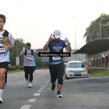 Runner Photo 7662738
