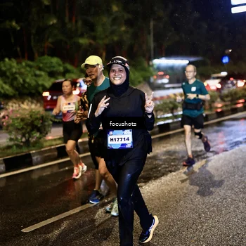 Runner Photo 7662739