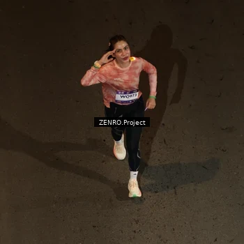 Runner Photo 7662743