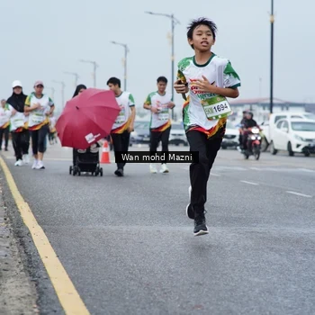 Runner Photo 7662747