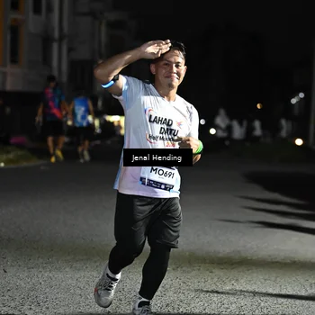 Runner Photo 7662775