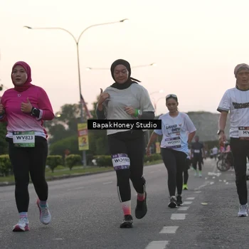 Runner Photo 7662789