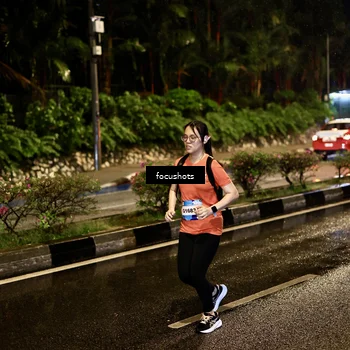 Runner Photo 7662842