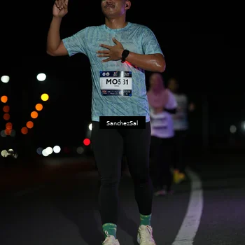 Runner Photo 7662853