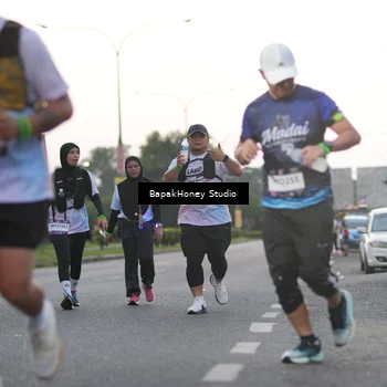 Runner Photo 7662867