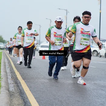 Runner Photo 7662901
