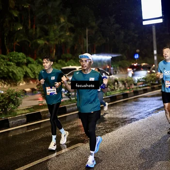 Runner Photo 7662923