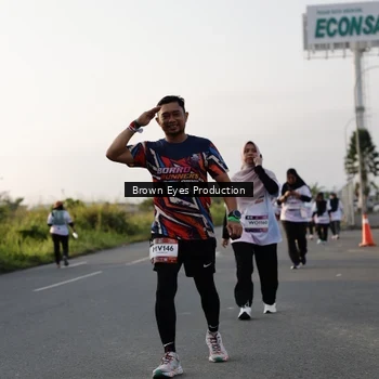 Runner Photo 7662929