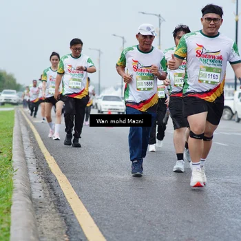 Runner Photo 7662937
