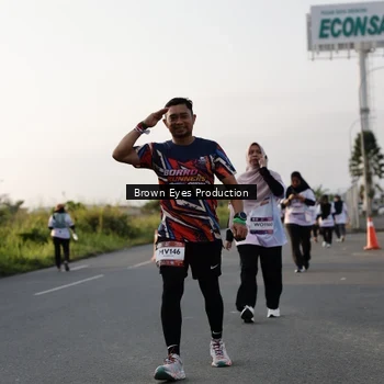 Runner Photo 7662938