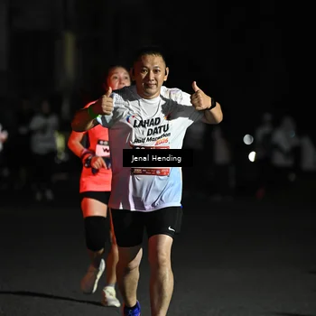 Runner Photo 7662941