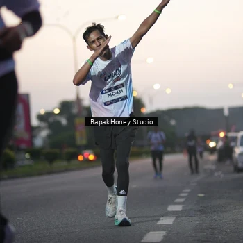 Runner Photo 7662961