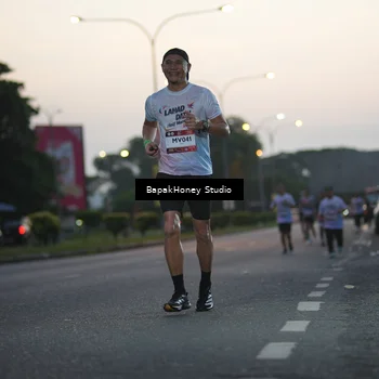 Runner Photo 7662962