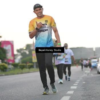 Runner Photo 7662991