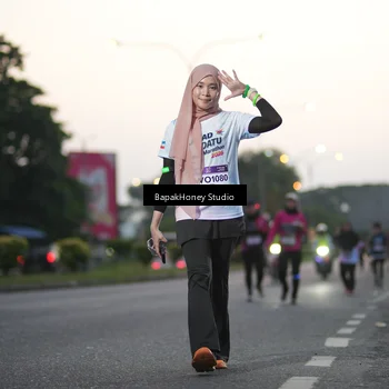 Runner Photo 7663003