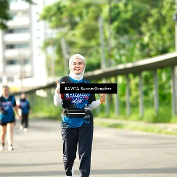 Runner Photo 7663018