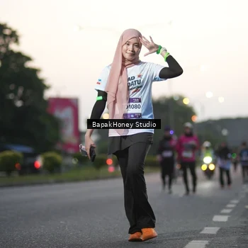Runner Photo 7663043