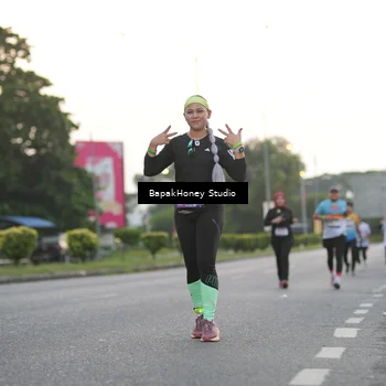 Runner Photo 7663045
