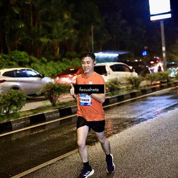 Runner Photo 7663087