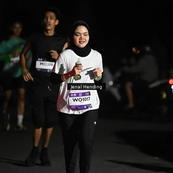 Runner Photo 7663104