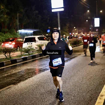 Runner Photo 7663112