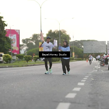 Runner Photo 7663128