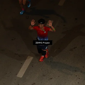 Runner Photo 7663135