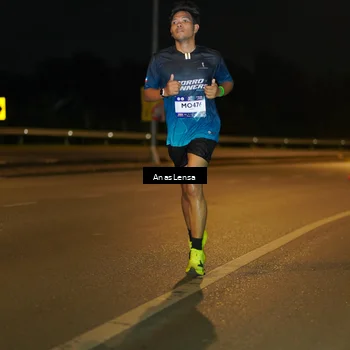 Runner Photo 7663145
