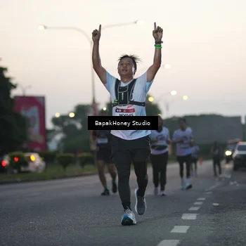 Runner Photo 7663146