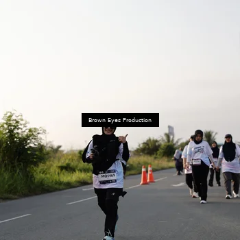 Runner Photo 7663168