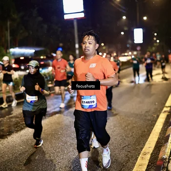 Runner Photo 7663189