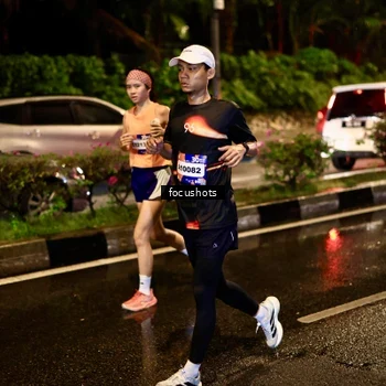 Runner Photo 7663218