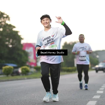 Runner Photo 7663228