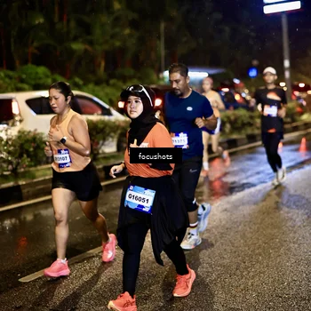 Runner Photo 7663240