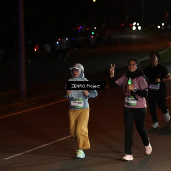 Runner Photo 7663254
